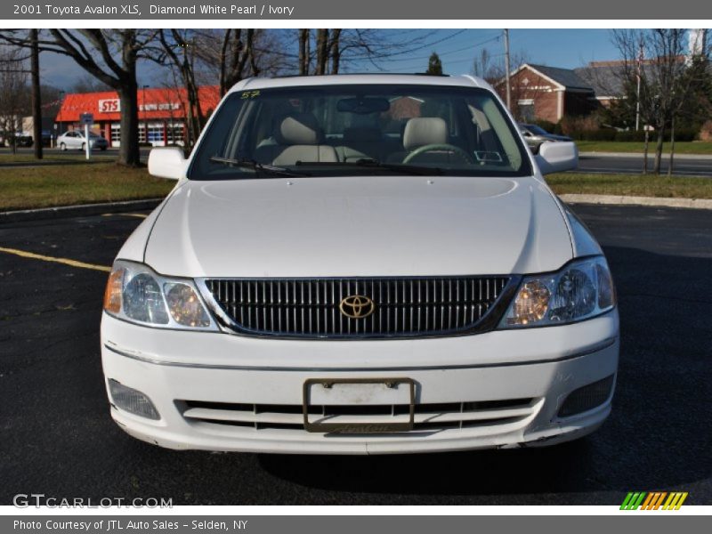 Diamond White Pearl / Ivory 2001 Toyota Avalon XLS
