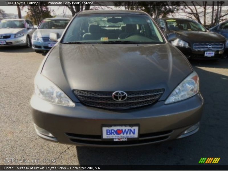 Phantom Gray Pearl / Stone 2004 Toyota Camry XLE