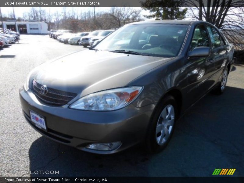 Phantom Gray Pearl / Stone 2004 Toyota Camry XLE