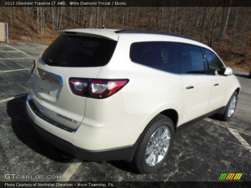 White Diamond Tricoat / Ebony 2013 Chevrolet Traverse LT AWD
