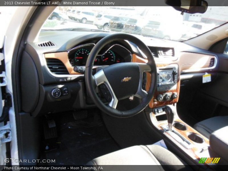 White Diamond Tricoat / Ebony 2013 Chevrolet Traverse LT AWD
