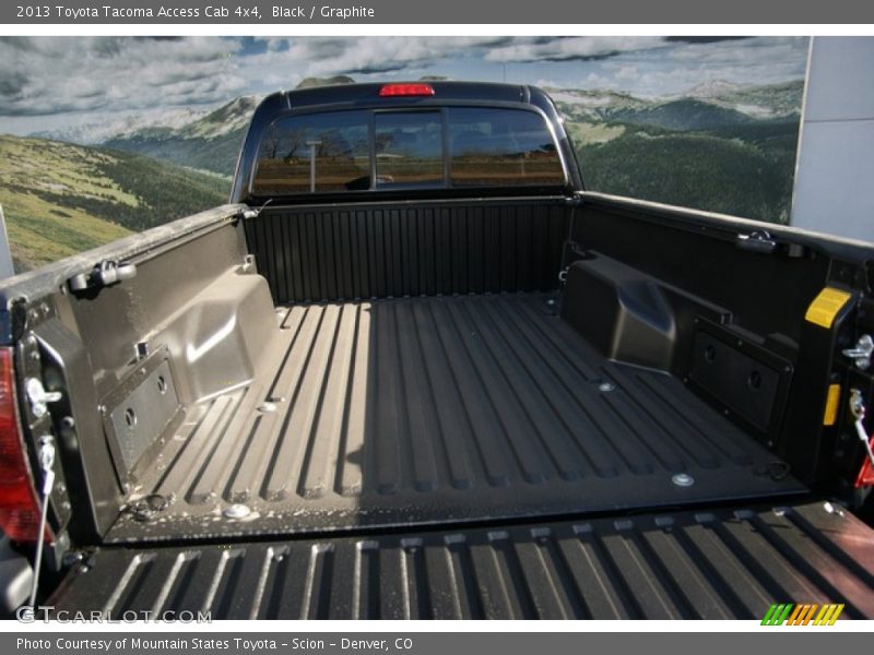 Black / Graphite 2013 Toyota Tacoma Access Cab 4x4