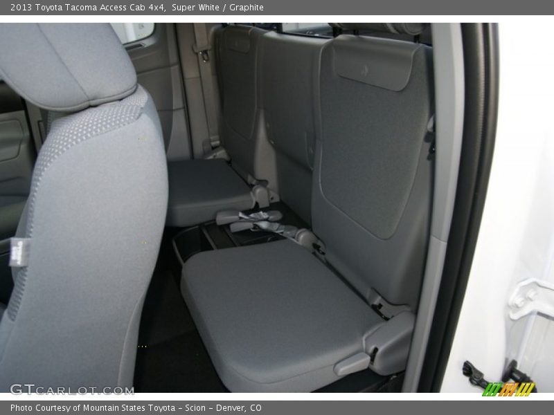 Super White / Graphite 2013 Toyota Tacoma Access Cab 4x4