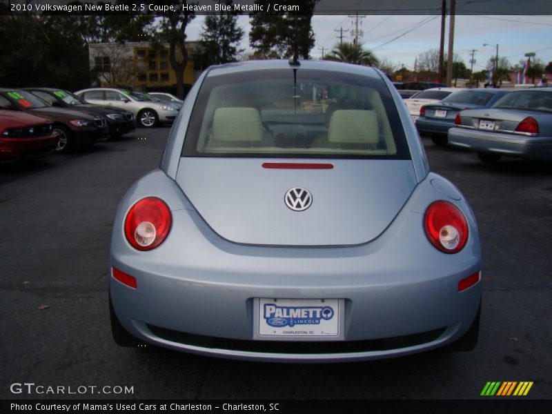 Heaven Blue Metallic / Cream 2010 Volkswagen New Beetle 2.5 Coupe