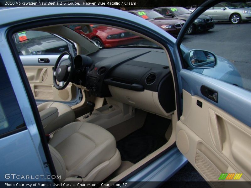 Heaven Blue Metallic / Cream 2010 Volkswagen New Beetle 2.5 Coupe