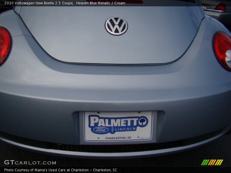 Heaven Blue Metallic / Cream 2010 Volkswagen New Beetle 2.5 Coupe