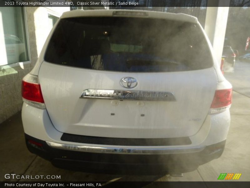 Classic Silver Metallic / Sand Beige 2013 Toyota Highlander Limited 4WD