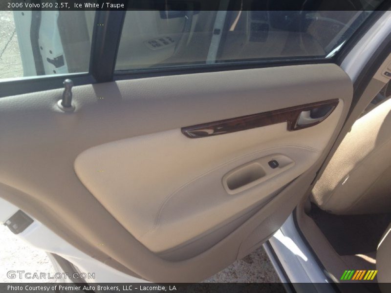 Ice White / Taupe 2006 Volvo S60 2.5T