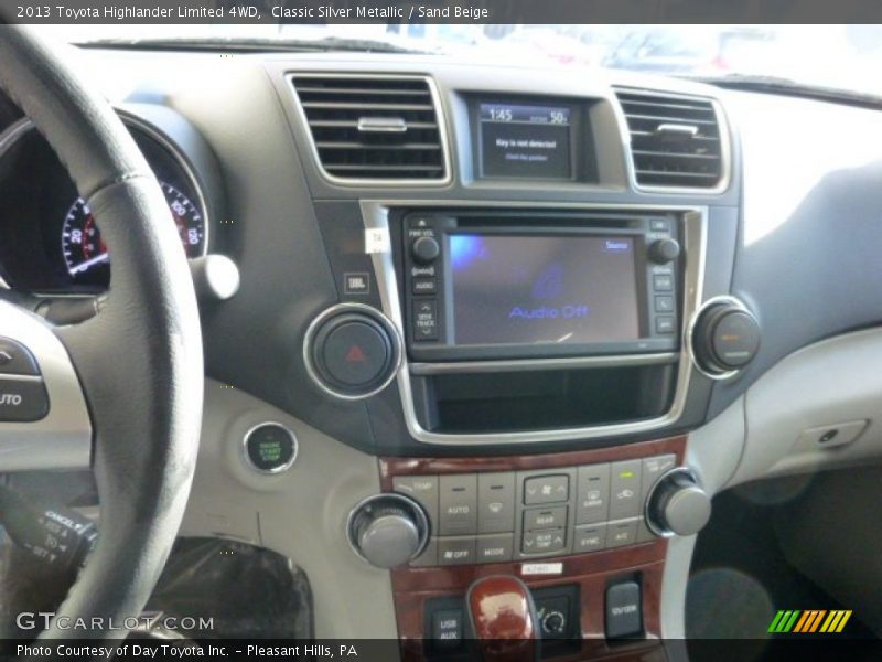 Classic Silver Metallic / Sand Beige 2013 Toyota Highlander Limited 4WD