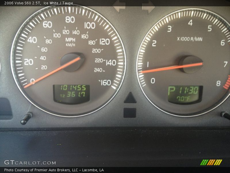 Ice White / Taupe 2006 Volvo S60 2.5T