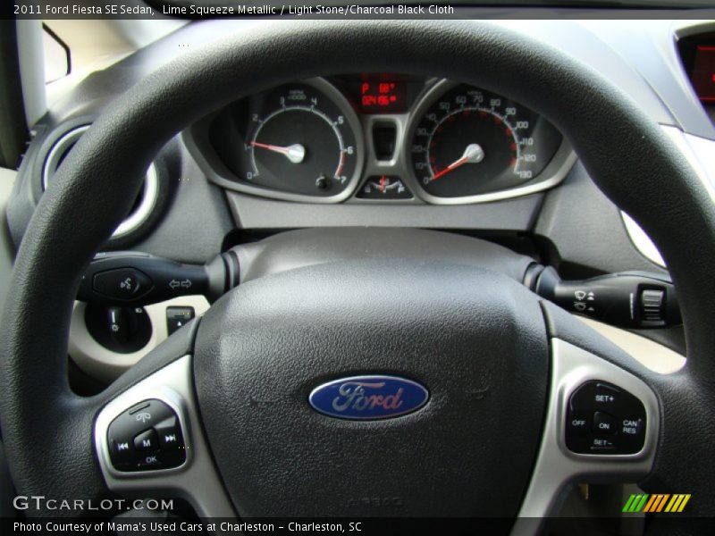 Lime Squeeze Metallic / Light Stone/Charcoal Black Cloth 2011 Ford Fiesta SE Sedan