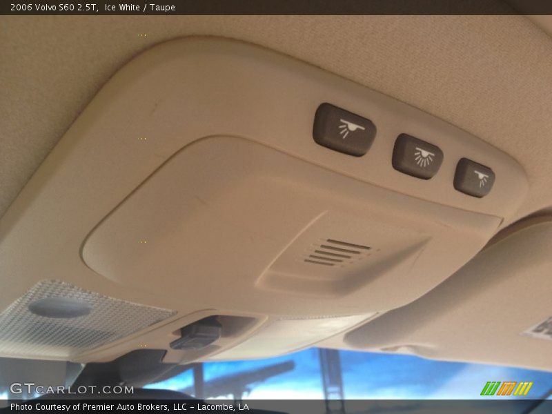 Ice White / Taupe 2006 Volvo S60 2.5T