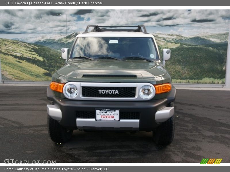 Army Green / Dark Charcoal 2013 Toyota FJ Cruiser 4WD