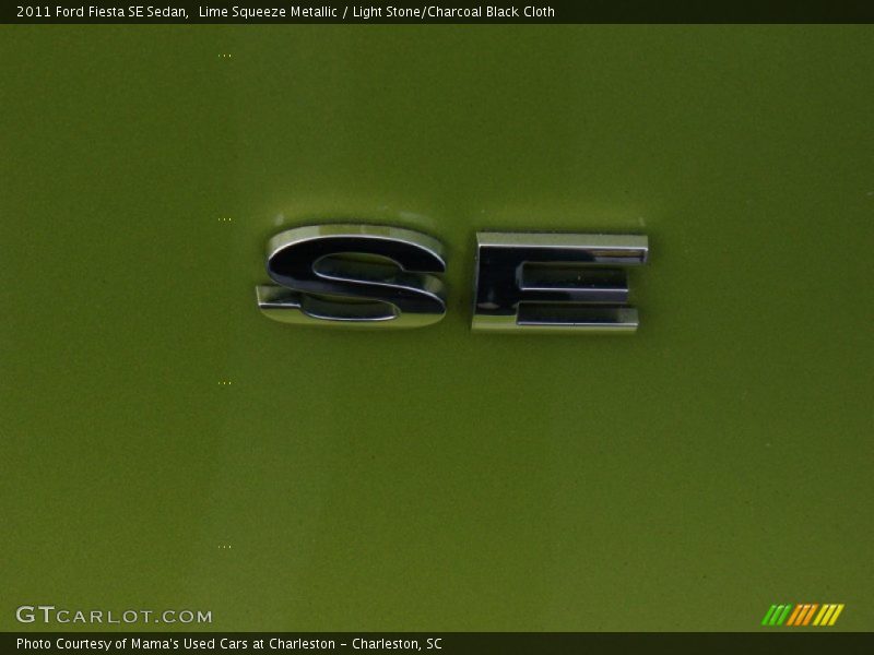 SE - 2011 Ford Fiesta SE Sedan
