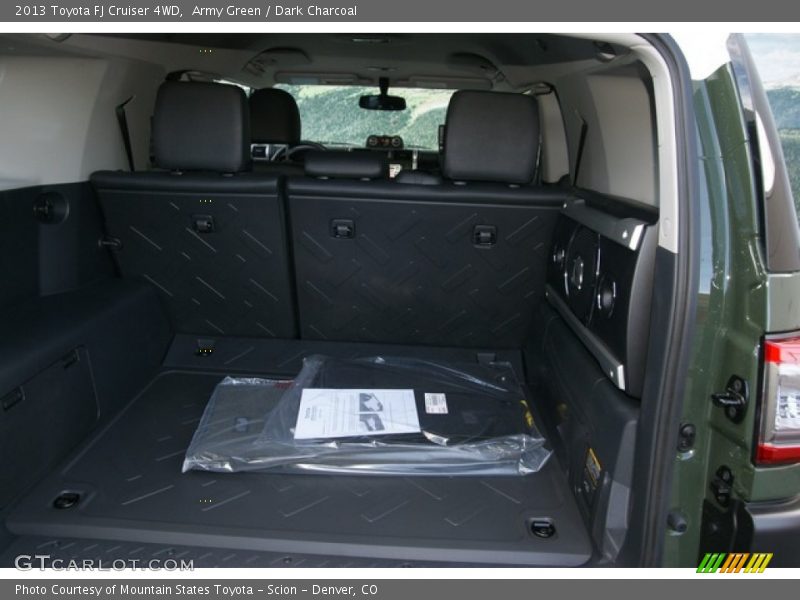 Army Green / Dark Charcoal 2013 Toyota FJ Cruiser 4WD