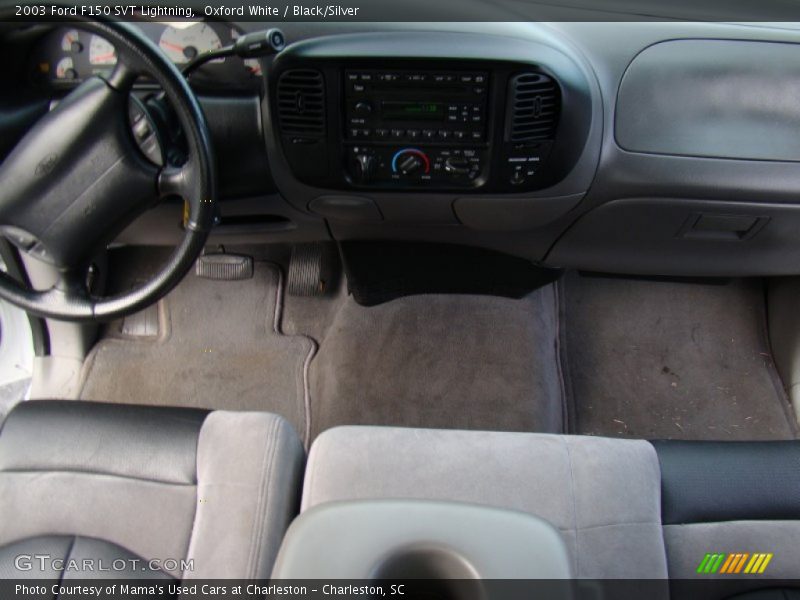 Oxford White / Black/Silver 2003 Ford F150 SVT Lightning