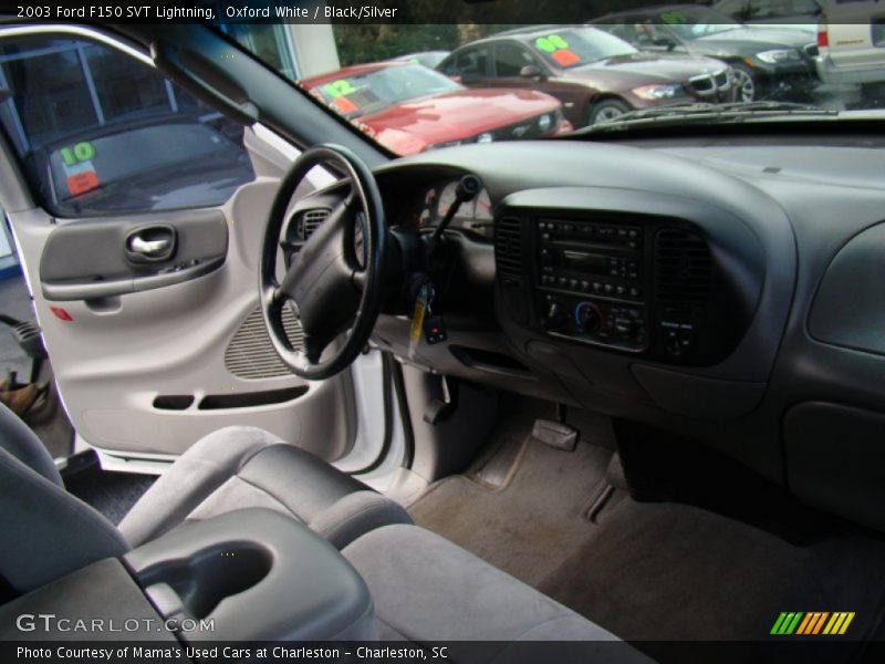 Oxford White / Black/Silver 2003 Ford F150 SVT Lightning