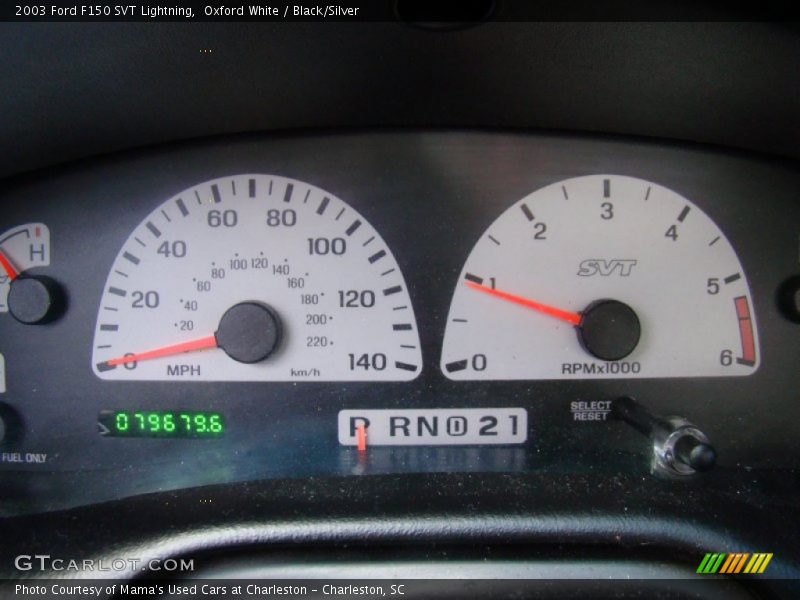 Oxford White / Black/Silver 2003 Ford F150 SVT Lightning