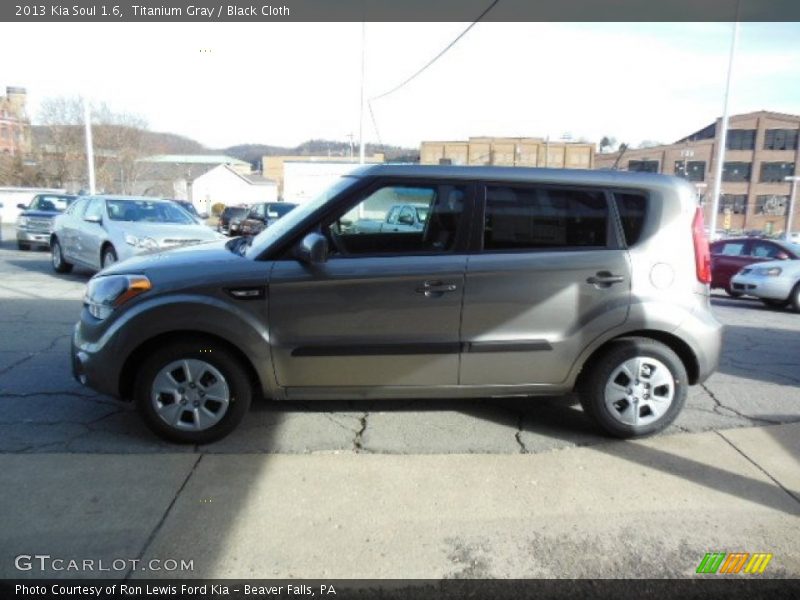 Titanium Gray / Black Cloth 2013 Kia Soul 1.6