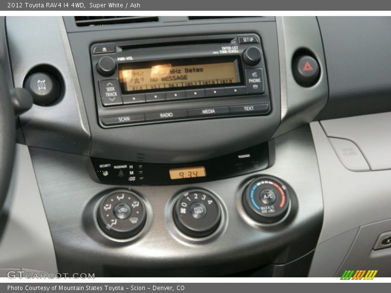 Super White / Ash 2012 Toyota RAV4 I4 4WD