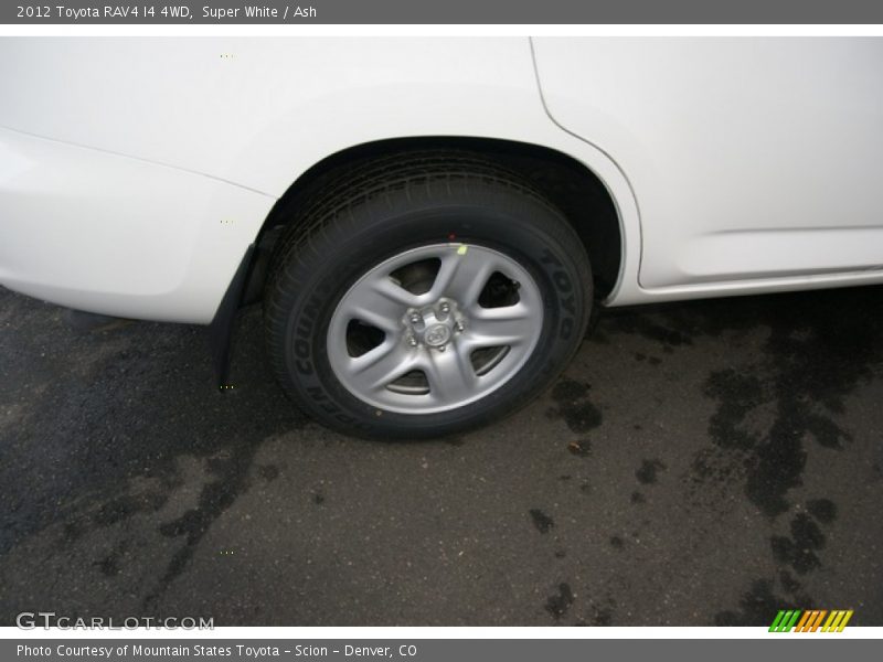 Super White / Ash 2012 Toyota RAV4 I4 4WD