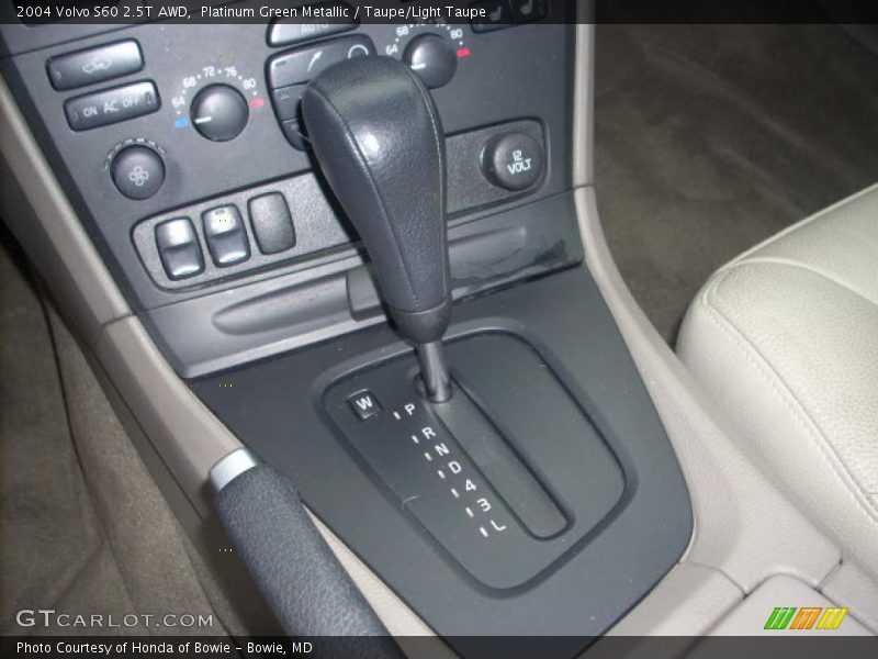 Platinum Green Metallic / Taupe/Light Taupe 2004 Volvo S60 2.5T AWD