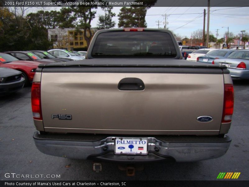 Arizona Beige Metallic / Medium Parchment 2001 Ford F150 XLT SuperCab