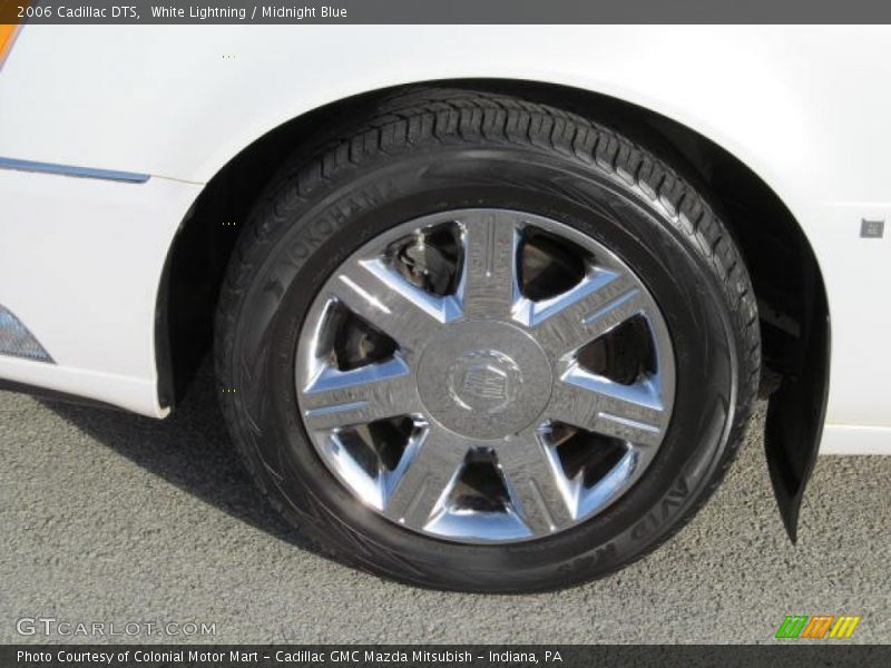 White Lightning / Midnight Blue 2006 Cadillac DTS