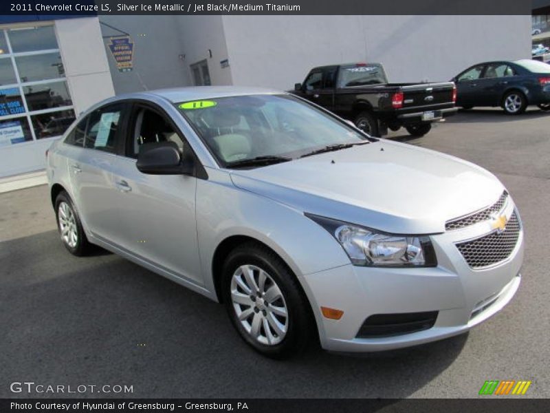 Silver Ice Metallic / Jet Black/Medium Titanium 2011 Chevrolet Cruze LS