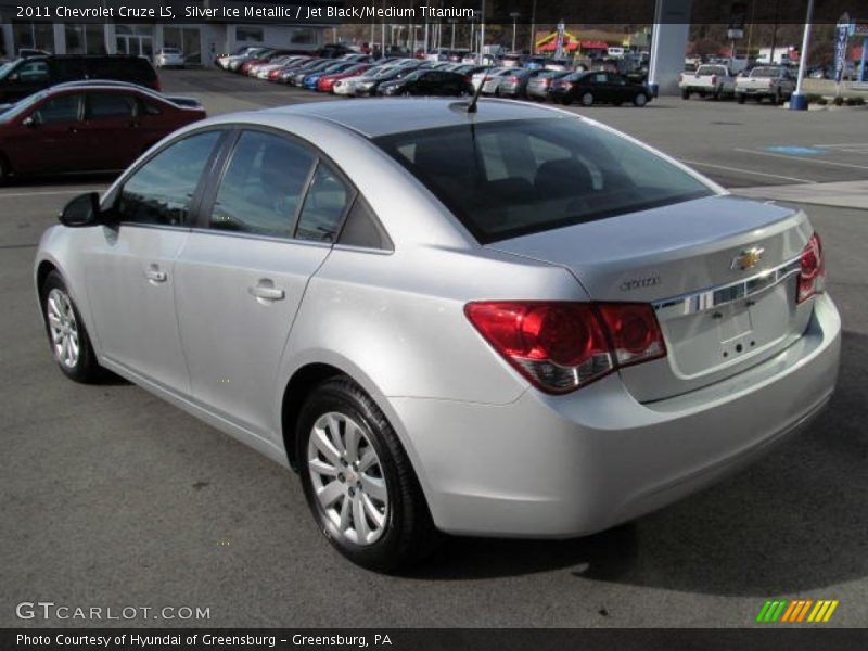 Silver Ice Metallic / Jet Black/Medium Titanium 2011 Chevrolet Cruze LS