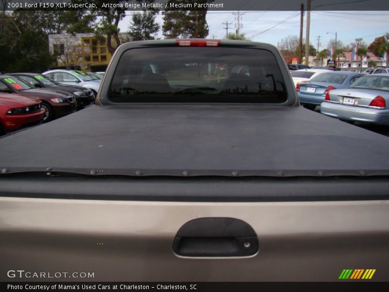 Arizona Beige Metallic / Medium Parchment 2001 Ford F150 XLT SuperCab