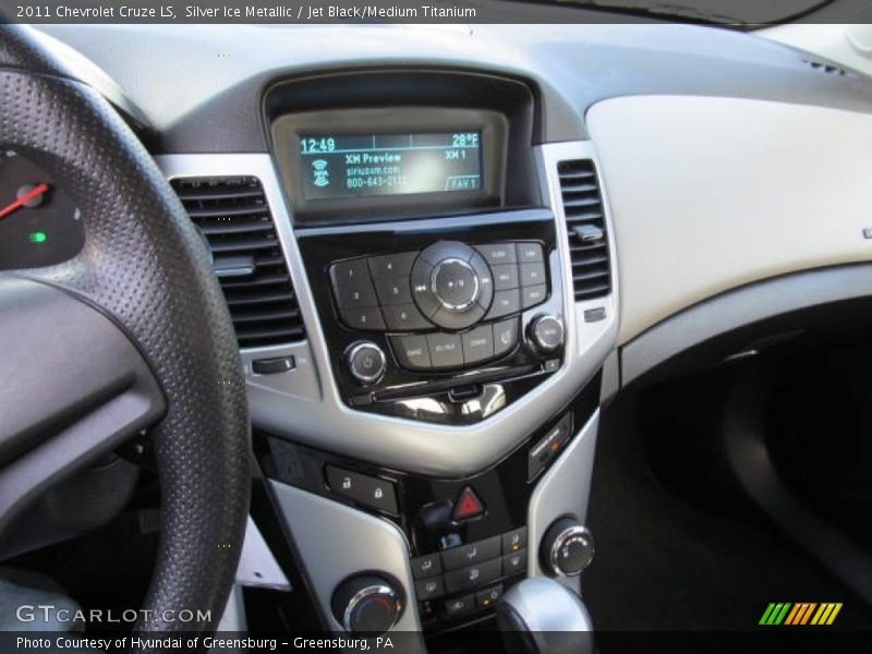 Silver Ice Metallic / Jet Black/Medium Titanium 2011 Chevrolet Cruze LS