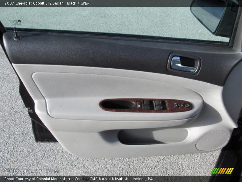 Door Panel of 2007 Cobalt LTZ Sedan