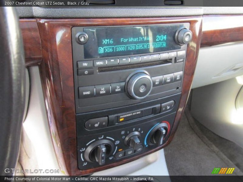 Controls of 2007 Cobalt LTZ Sedan