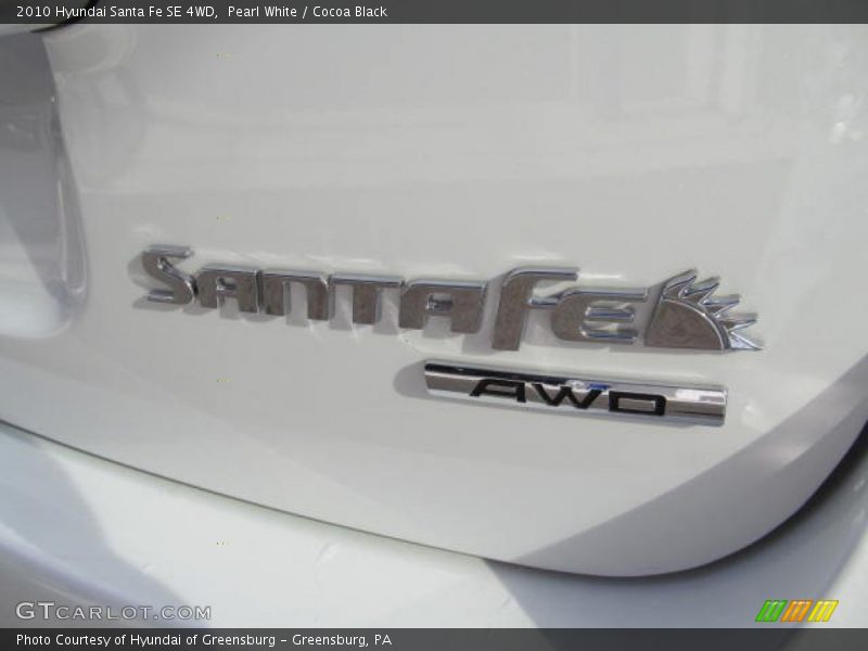 Pearl White / Cocoa Black 2010 Hyundai Santa Fe SE 4WD