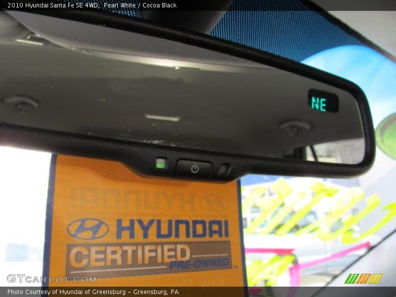 Pearl White / Cocoa Black 2010 Hyundai Santa Fe SE 4WD