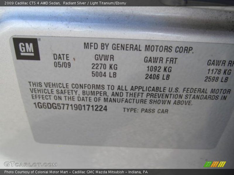 Radiant Silver / Light Titanium/Ebony 2009 Cadillac CTS 4 AWD Sedan