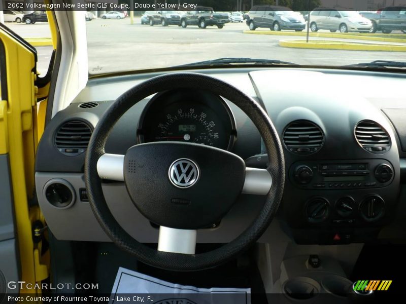 Double Yellow / Grey 2002 Volkswagen New Beetle GLS Coupe