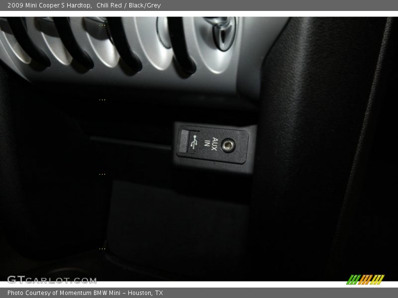 Chili Red / Black/Grey 2009 Mini Cooper S Hardtop