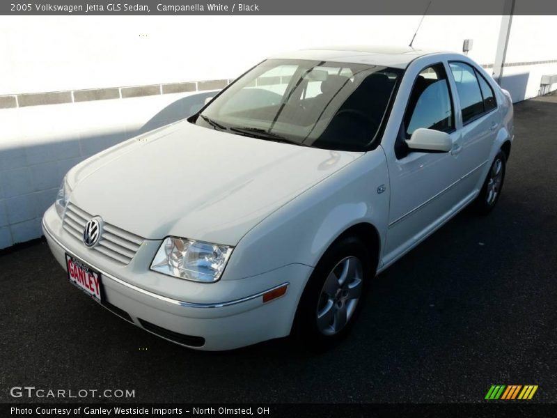 Campanella White / Black 2005 Volkswagen Jetta GLS Sedan