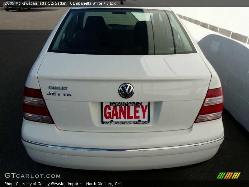 Campanella White / Black 2005 Volkswagen Jetta GLS Sedan