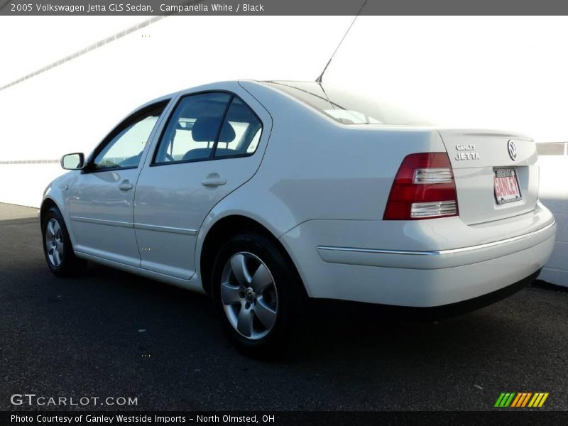 Campanella White / Black 2005 Volkswagen Jetta GLS Sedan
