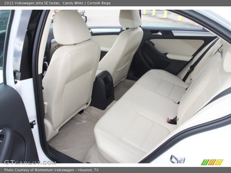 Candy White / Cornsilk Beige 2013 Volkswagen Jetta SE Sedan