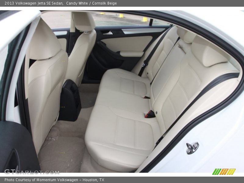 Candy White / Cornsilk Beige 2013 Volkswagen Jetta SE Sedan