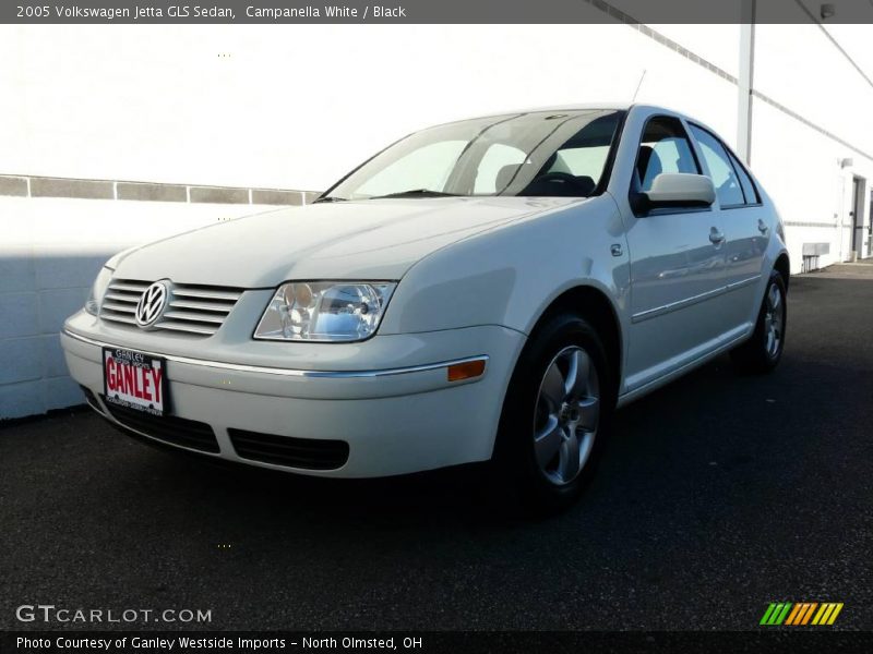 Campanella White / Black 2005 Volkswagen Jetta GLS Sedan