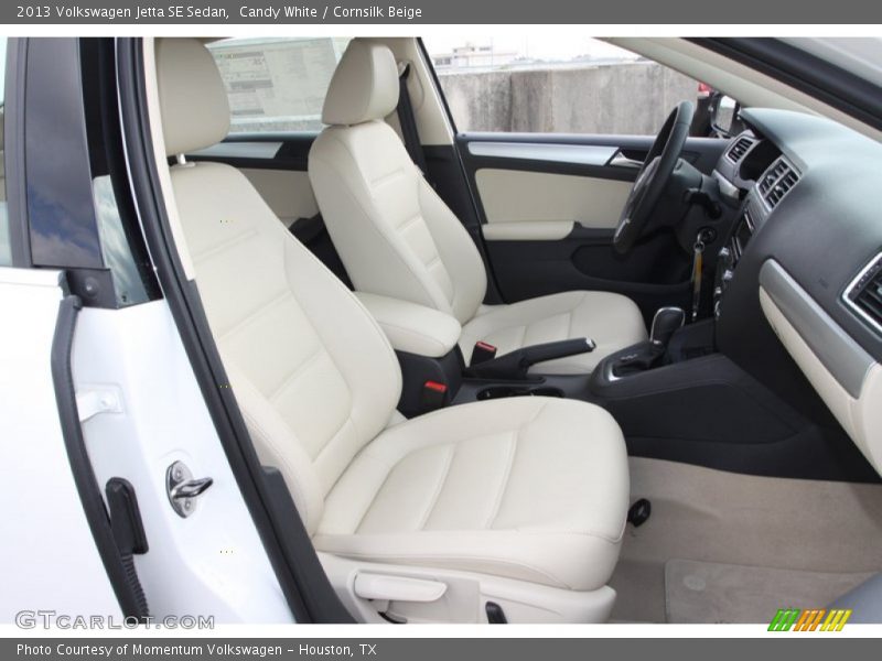 Candy White / Cornsilk Beige 2013 Volkswagen Jetta SE Sedan