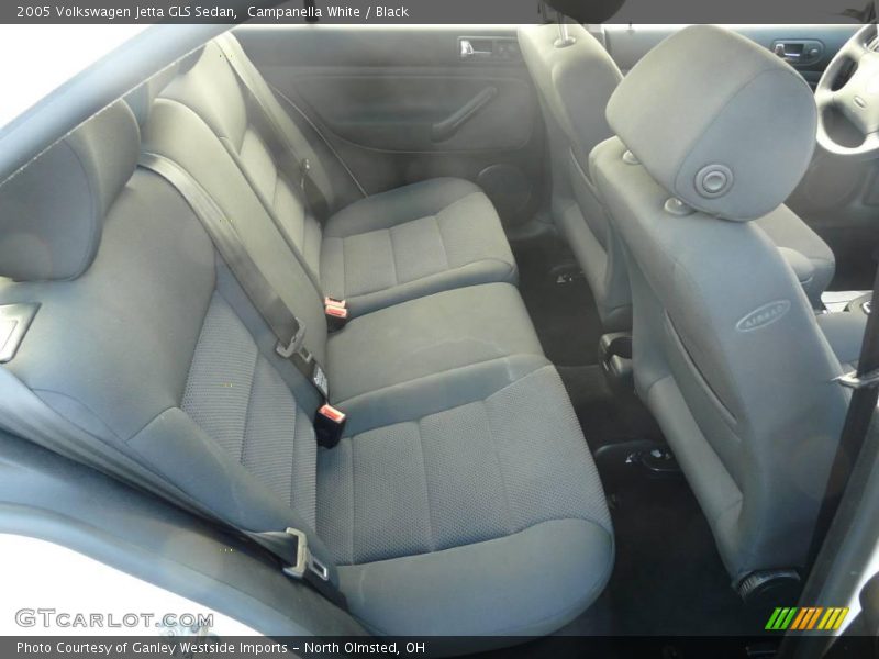 Campanella White / Black 2005 Volkswagen Jetta GLS Sedan