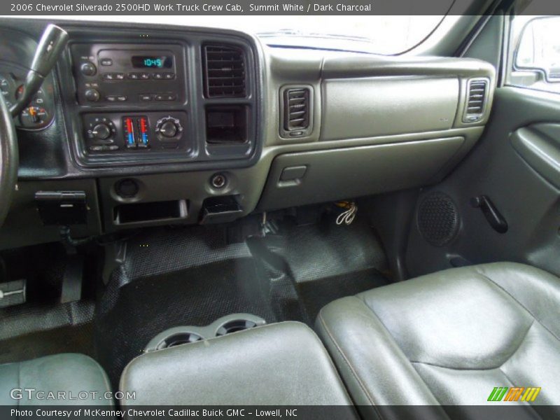 Summit White / Dark Charcoal 2006 Chevrolet Silverado 2500HD Work Truck Crew Cab