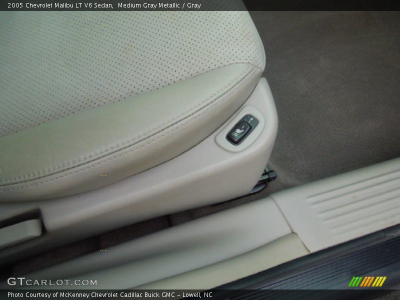 Medium Gray Metallic / Gray 2005 Chevrolet Malibu LT V6 Sedan