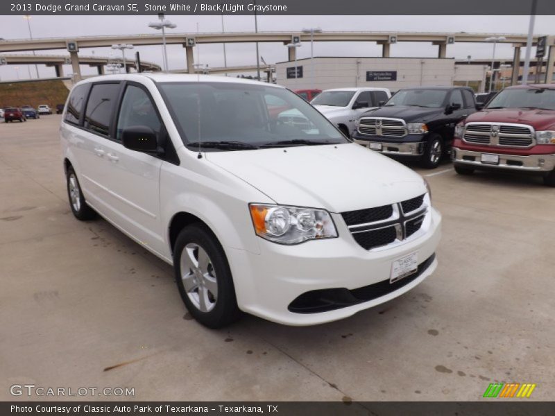Stone White / Black/Light Graystone 2013 Dodge Grand Caravan SE